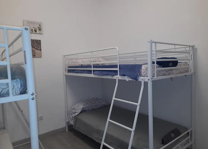 Vero Housing 게스트하우스 Maria Jimenez